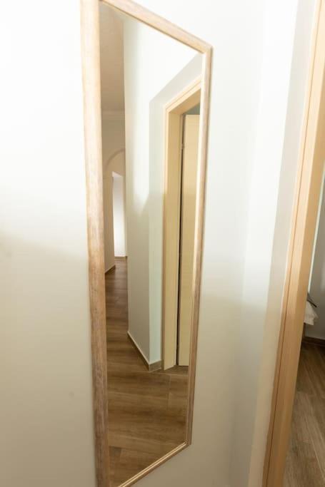 Spacious Apartment In Old Town - Private Parking Tessalónica Exterior foto