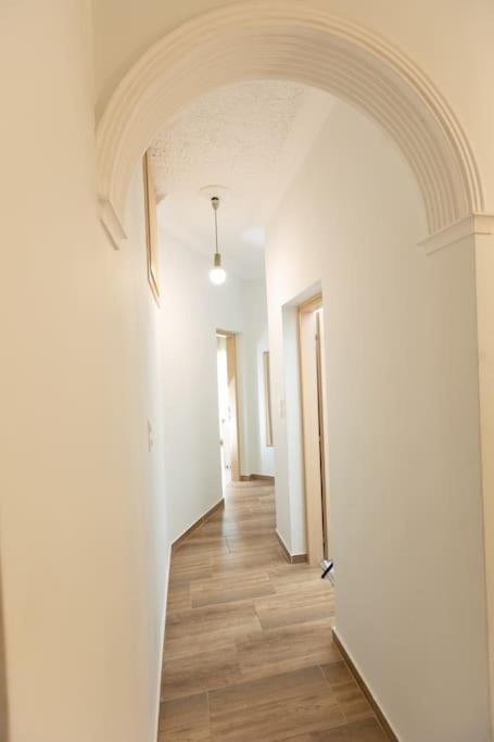 Spacious Apartment In Old Town - Private Parking Tessalónica Exterior foto